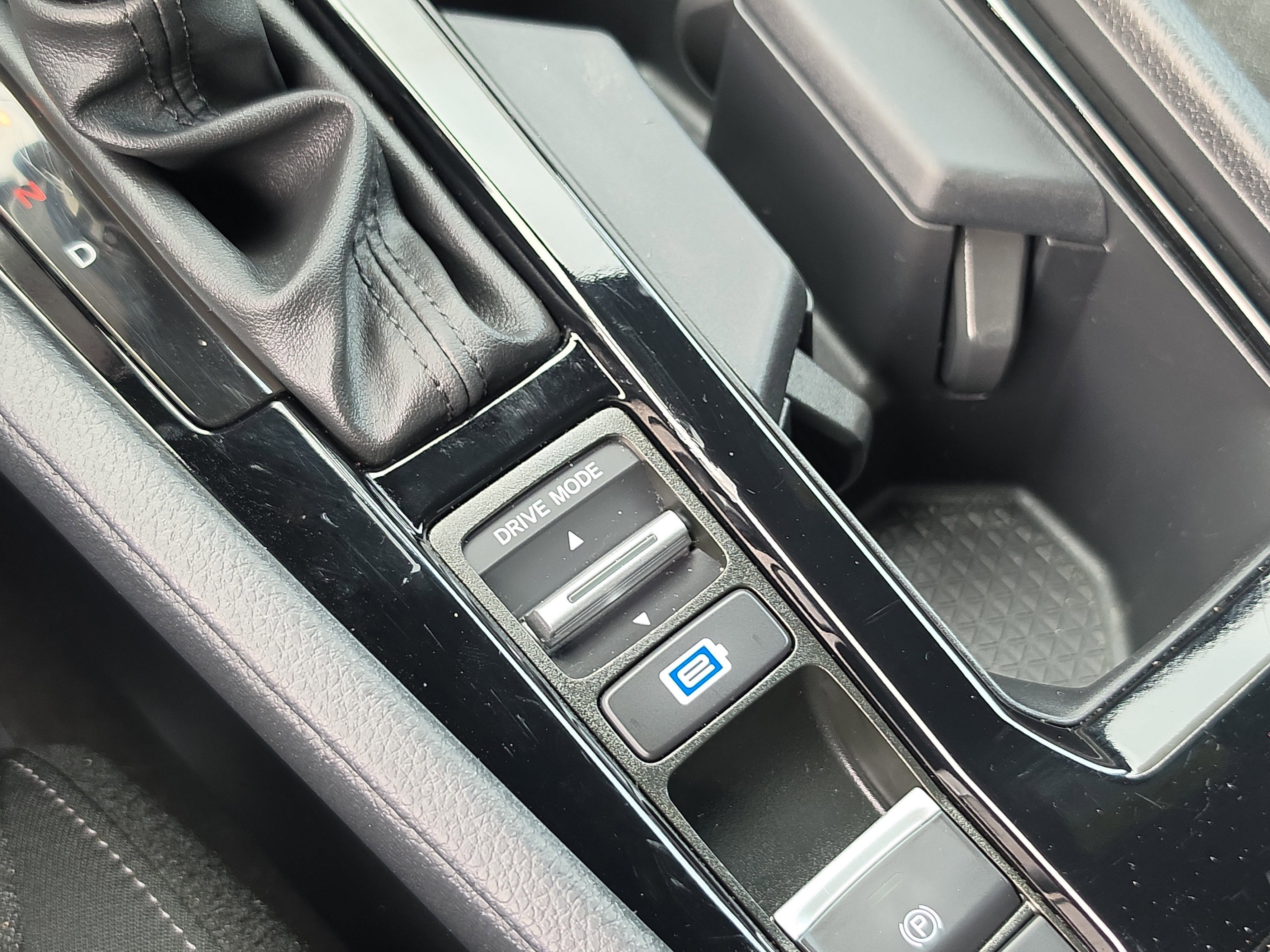 Certified 2025 Honda Accord Sport image 29