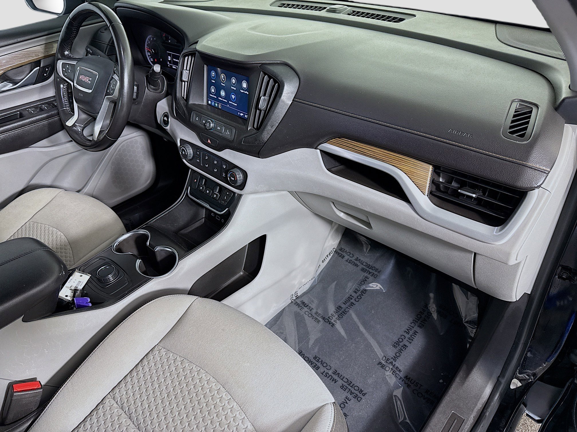 Used 2018 GMC Terrain SLE image 30