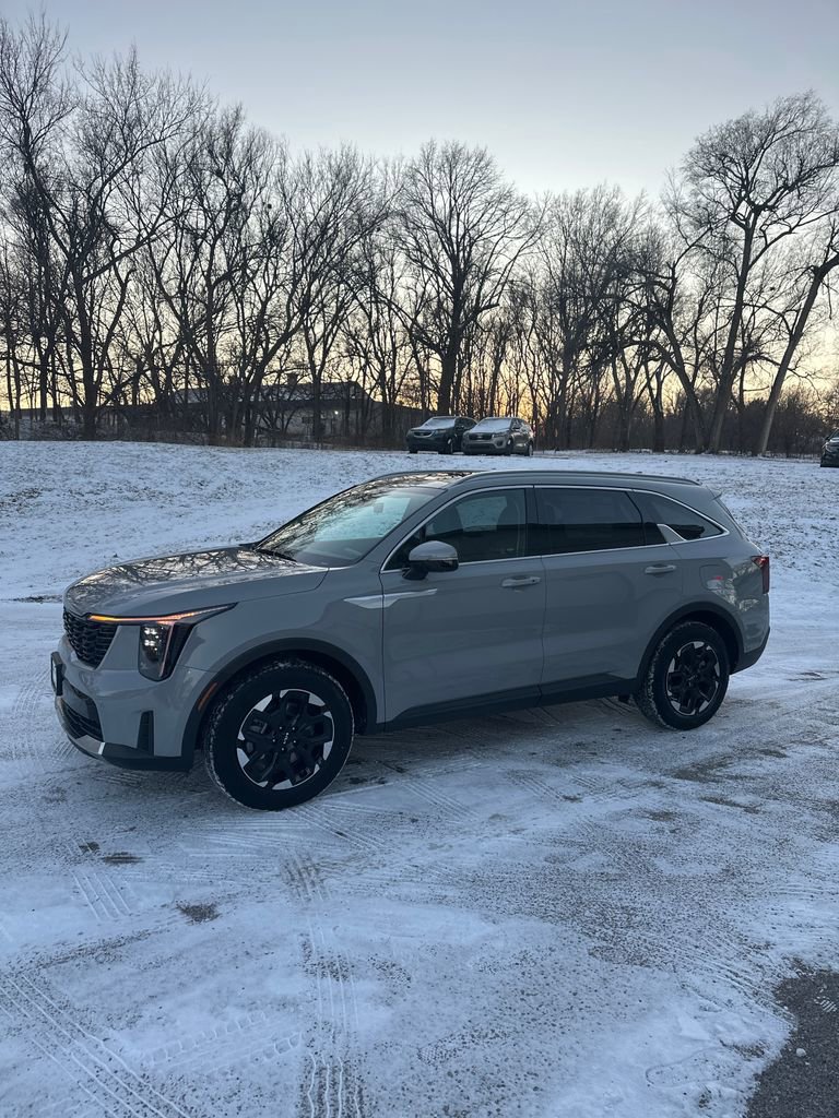 New 2026 Kia Sorento S image 7