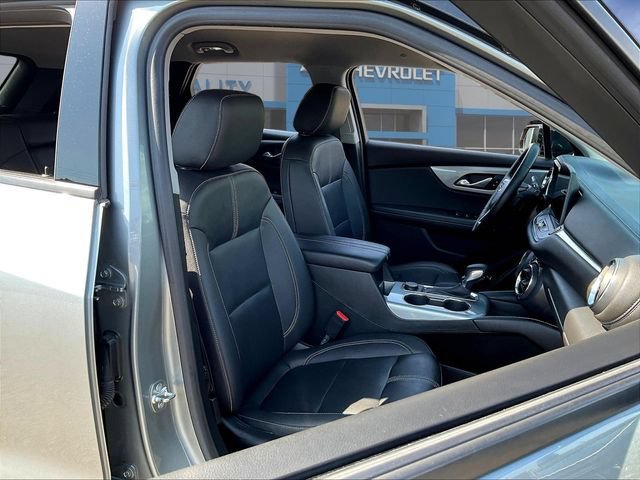 Certified 2023 Chevrolet Blazer LT w/ Midnight/Sport Edition FWD image 30