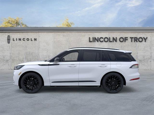 New 2026 Lincoln Aviator Reserve w/ Jet Appearance Package image 3