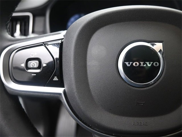 Used 2025 Volvo XC90 B5 Core w/ Protection Package image 15