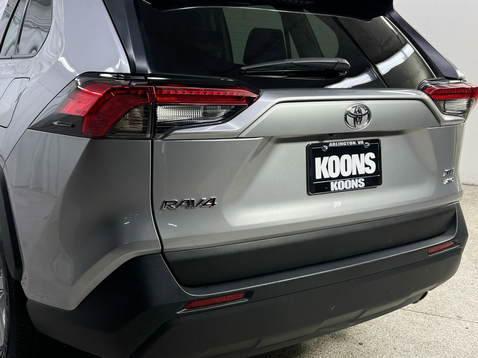 Used 2024 Toyota RAV4 XLE image 30