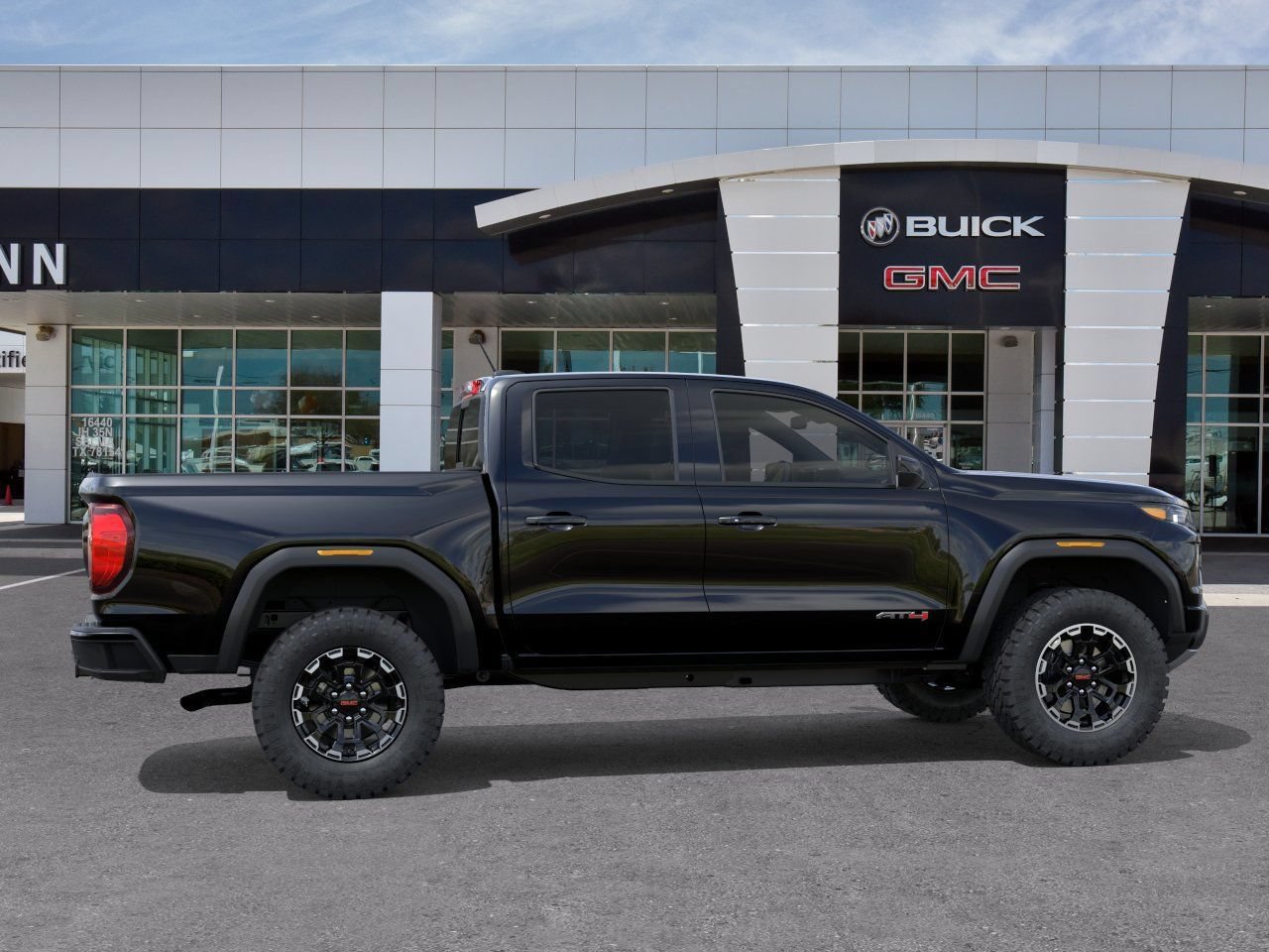 New 2026 GMC Canyon AT4 w/ AT4 Premium Package AWD/4WD image 5