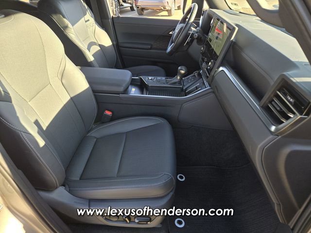 Certified 2026 Lexus GX 550 w/ Accessory Package (31) AWD/4WD image 18