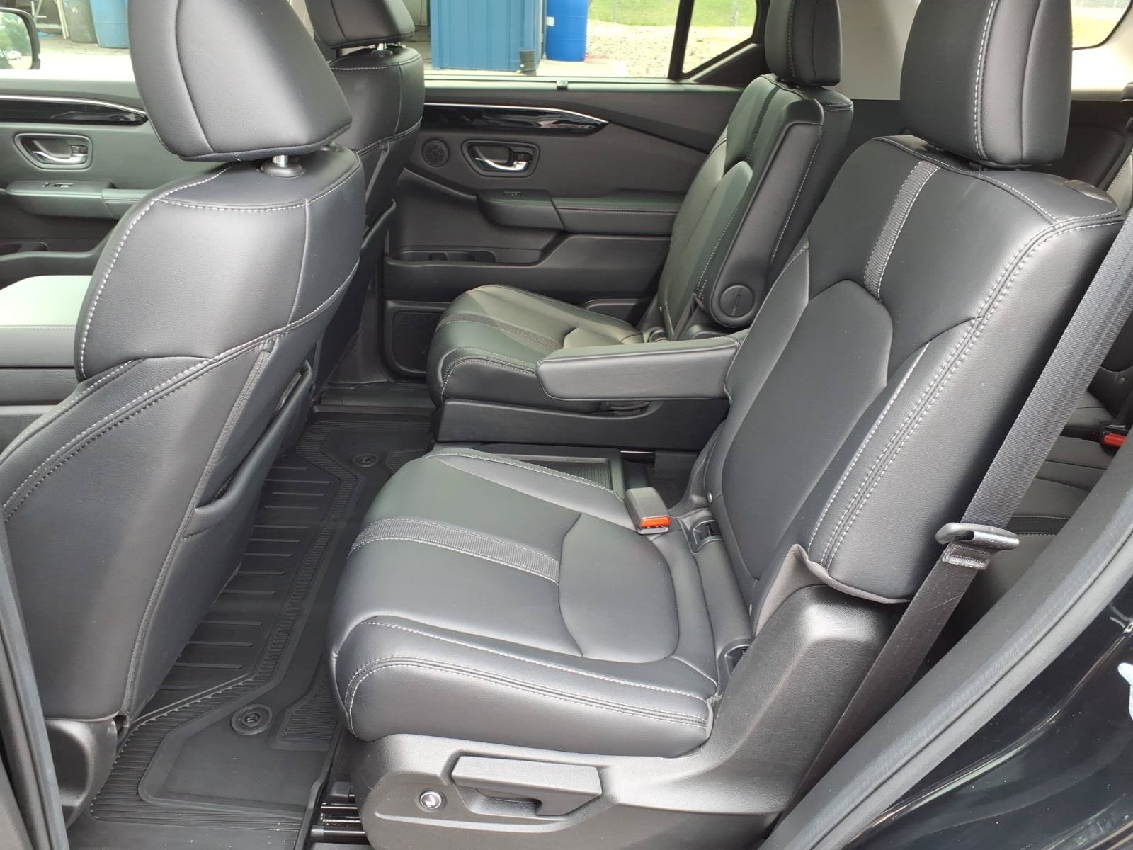 Certified 2023 Honda Pilot EX-L image 6