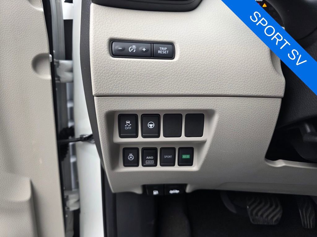 Used 2020 Nissan Rogue Sport SV w/ Technology Package image 25