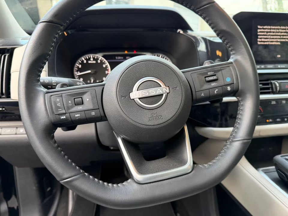 Used 2025 Nissan Pathfinder SV w/ SV Premium Package AWD/4WD image 20