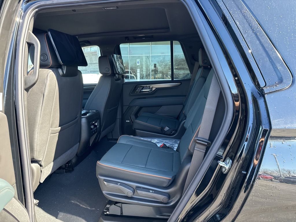New 2026 GMC Yukon AT4 w/ AT4 Premium Plus Package image 10