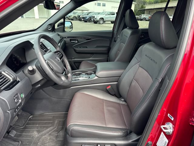 Used 2025 Honda Ridgeline Black Edition image 15