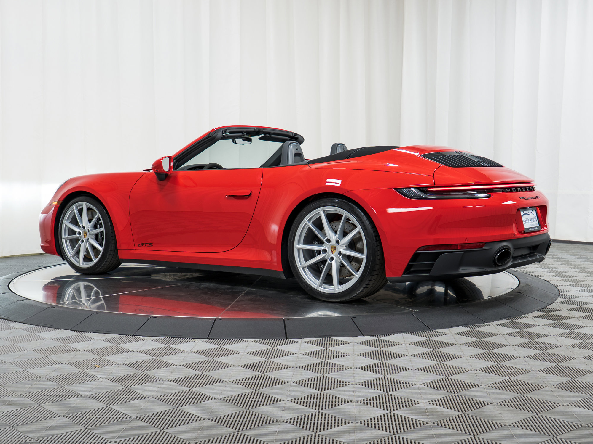 Certified 2024 Porsche 911 Carrera GTS image 38