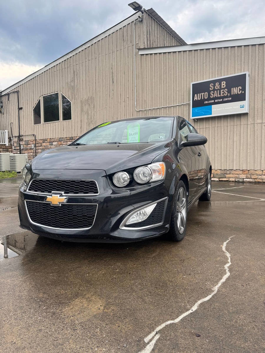Used 2013 Chevrolet Sonic RS image 9