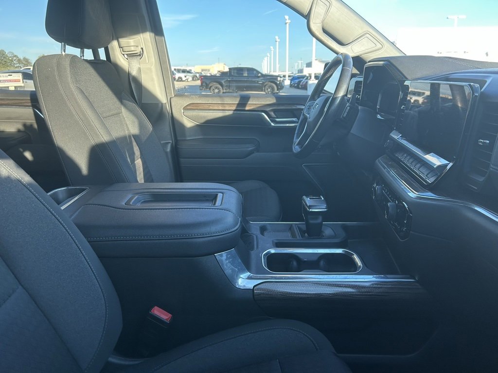 Used 2022 Chevrolet Silverado 1500 RST image 6