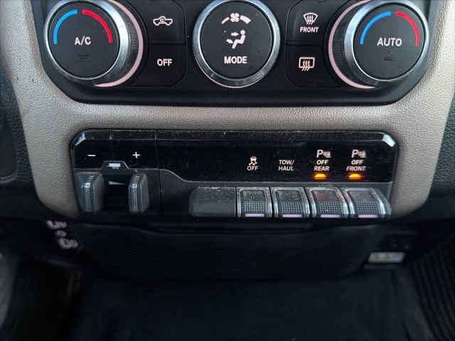 Used 2020 RAM 1500 Laramie image 32