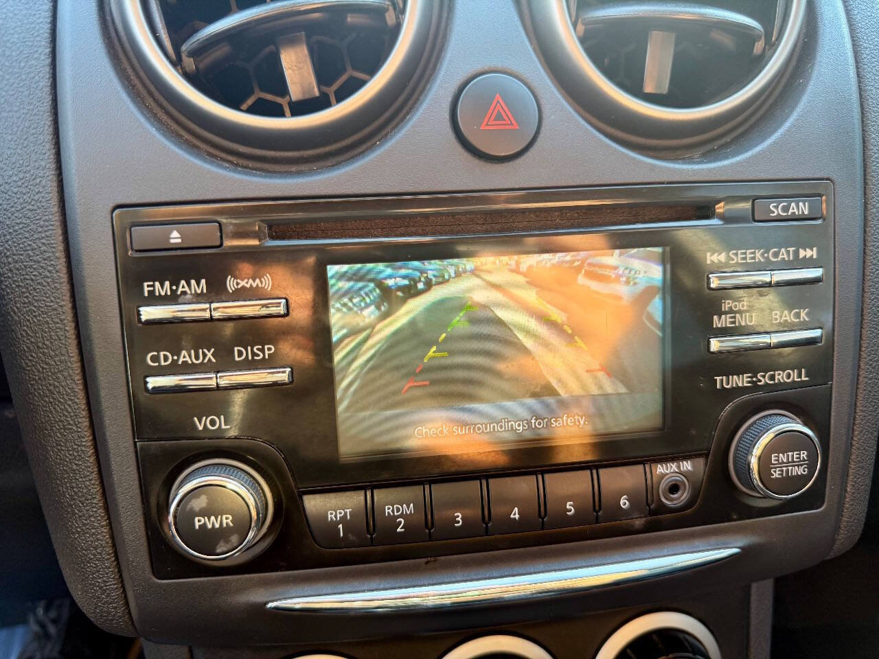 Used 2015 Nissan Rogue S w/ Convenience Package FWD image 8