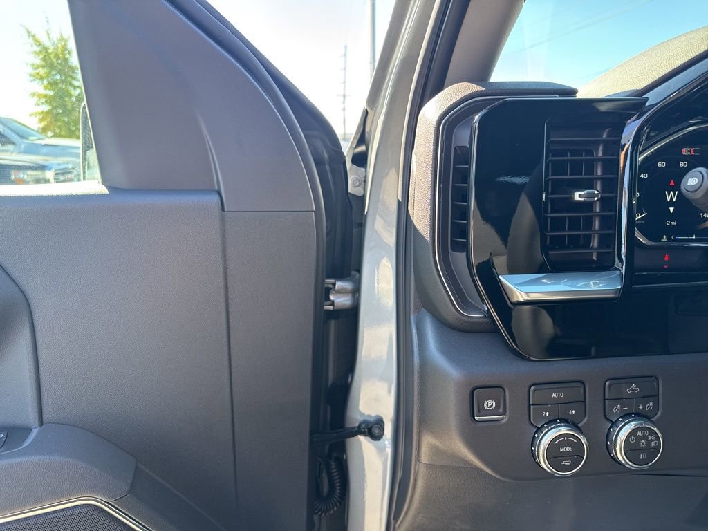 New 2026 GMC Sierra 1500 Elevation image 15