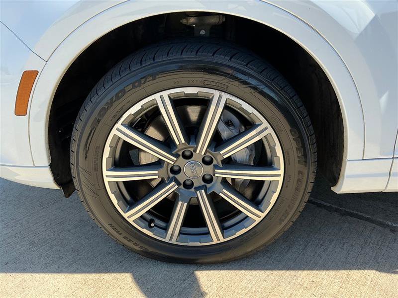 Used 2017 Audi Q7 3.0T Premium Plus AWD/4WD image 24