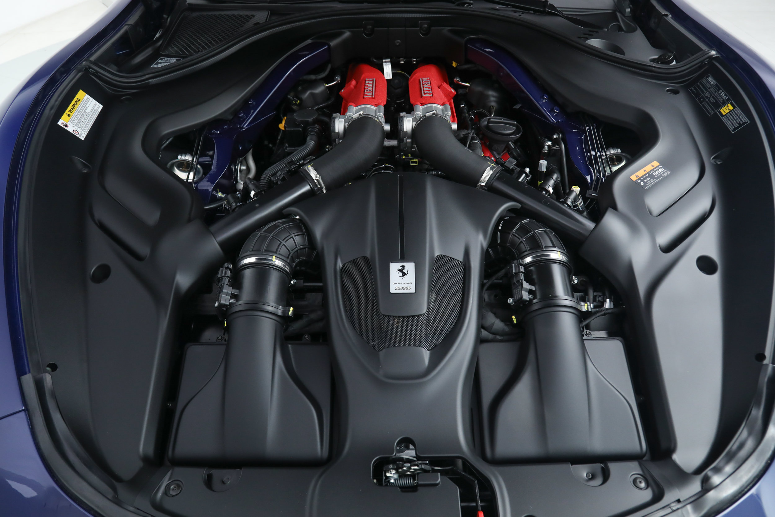 Certified 2026 Ferrari Roma Spider RWD image 33