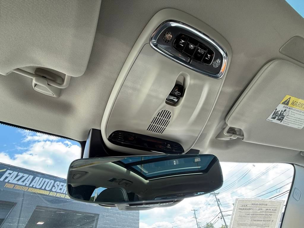 Used 2022 Volvo XC90 T8 Inscription image 38