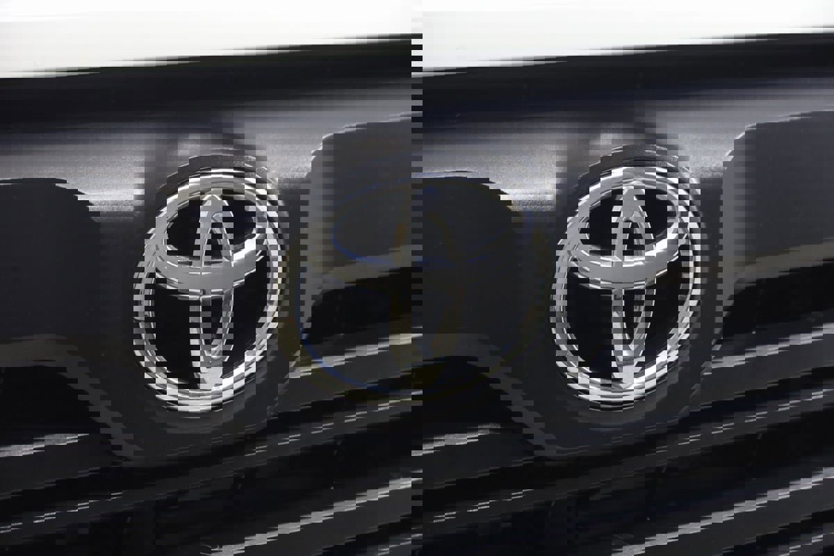 Used 2024 Toyota Tundra SR5 w/ SR5 Convenience Package AWD/4WD image 14