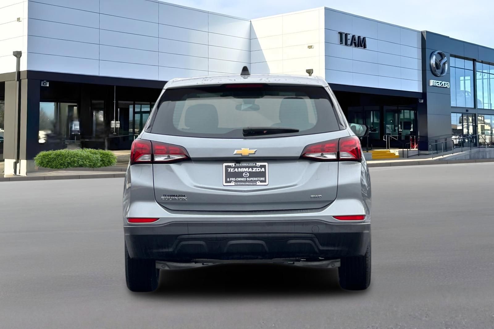 Used 2024 Chevrolet Equinox LS AWD/4WD image 5