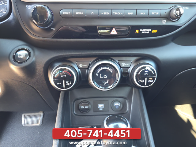 Used 2021 Hyundai Venue SEL w/ Premium Package FWD image 19