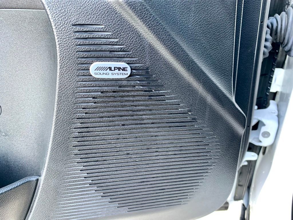 Used 2023 Dodge Challenger R/T w/ Blacktop Package image 45