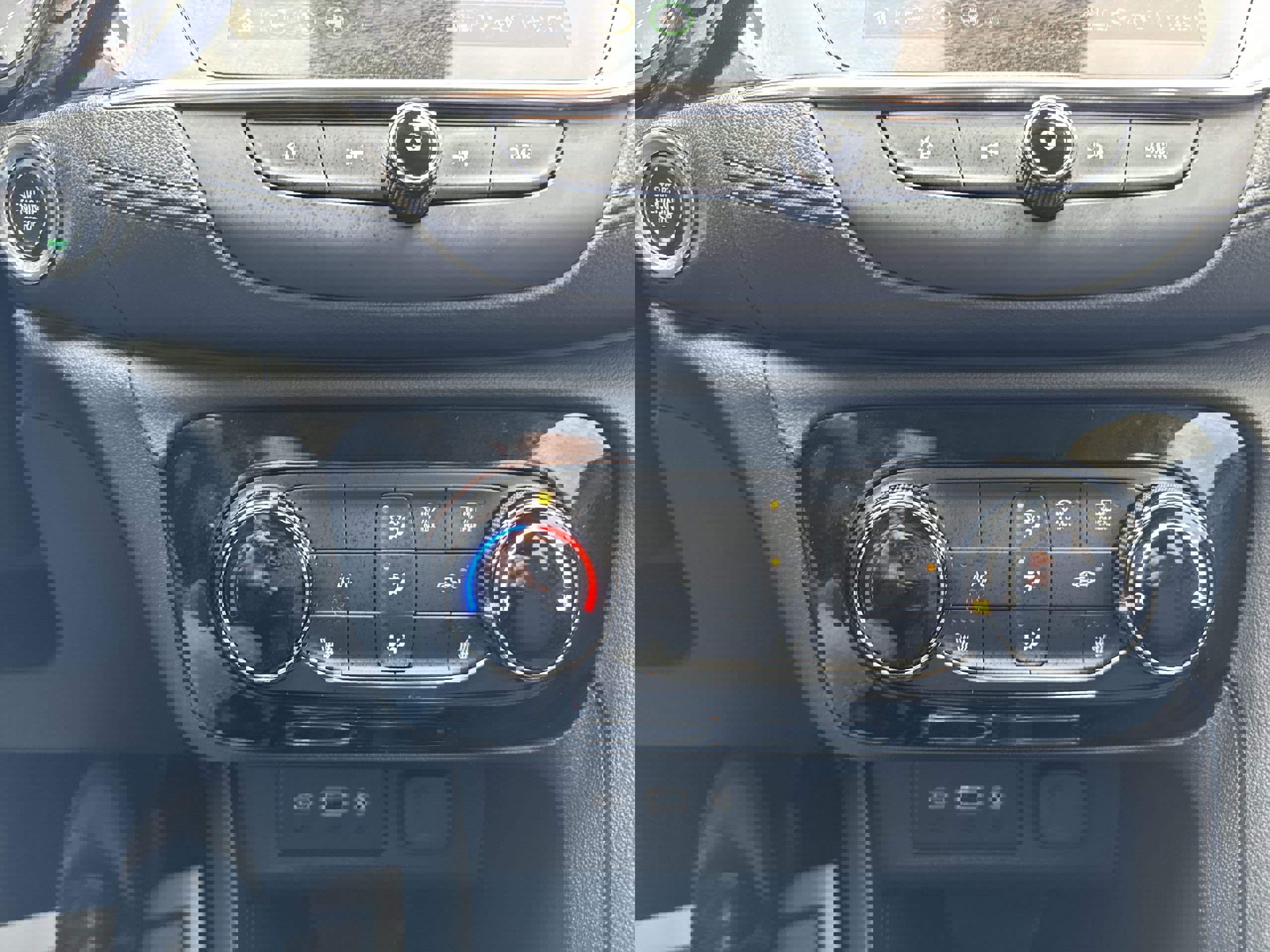 Used 2023 Buick Encore GX Preferred w/ Cold Weather Comfort Package image 18