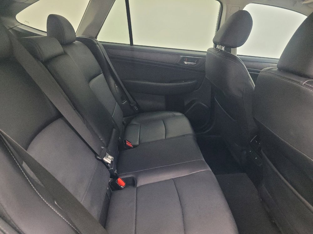 Used 2017 Subaru Outback 2.5i Limited image 19