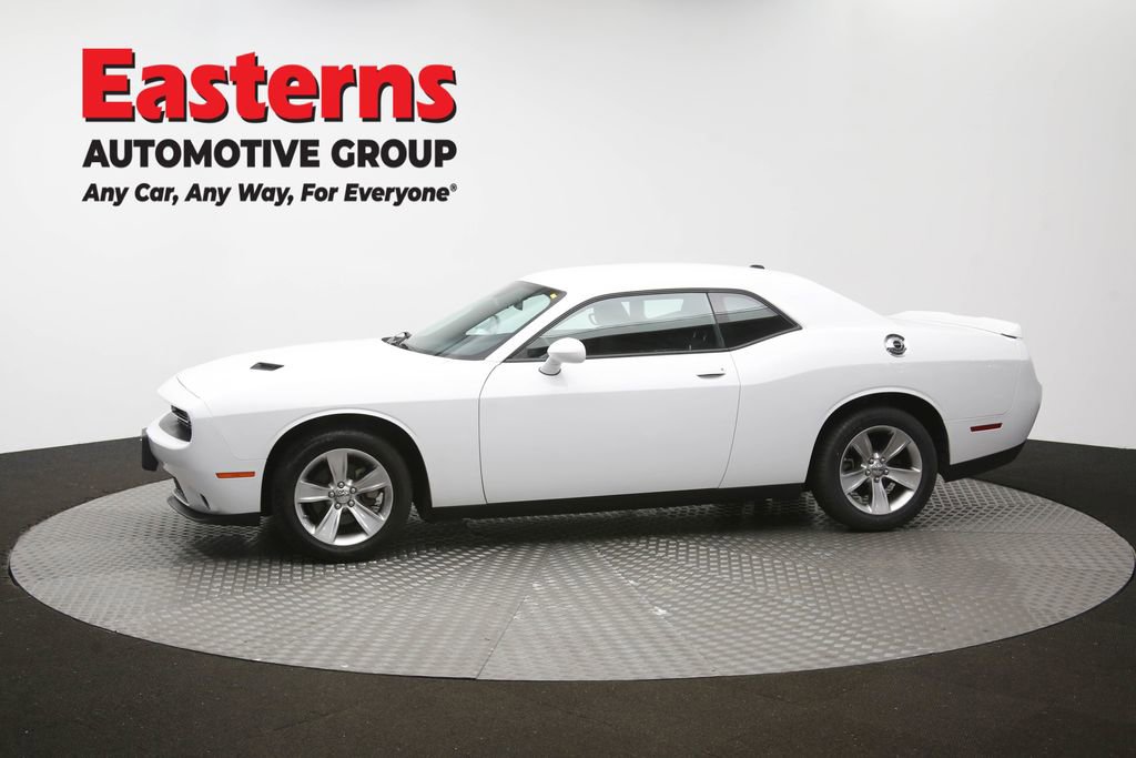 Used 2022 Dodge Challenger SXT image 56