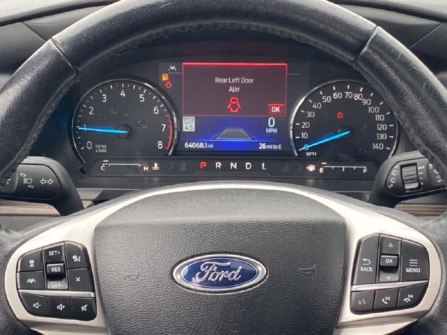 Used 2023 Ford Explorer Limited AWD/4WD image 9