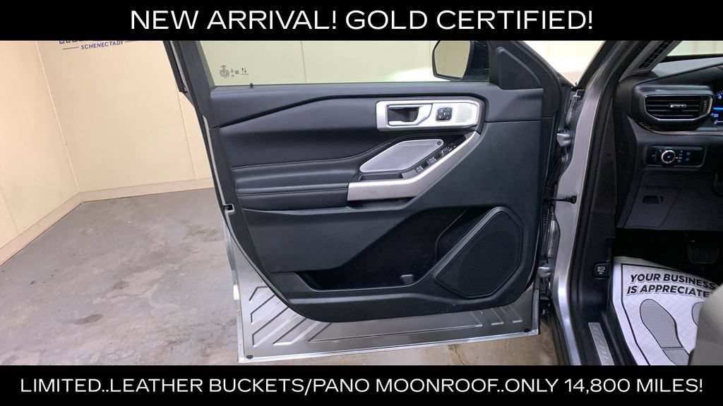 Used 2024 Ford Explorer Limited w/ Limited Technology Package AWD/4WD image 32