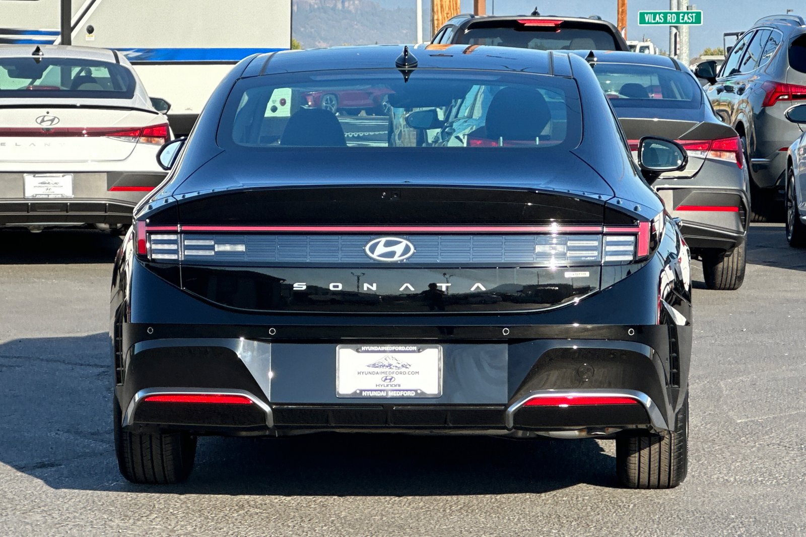 New 2025 Hyundai Sonata Limited FWD image 5