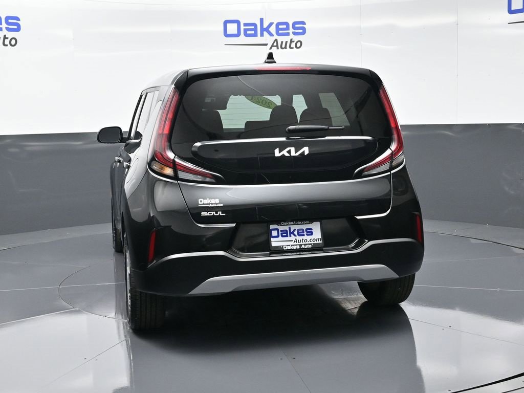 Certified 2024 Kia Soul LX w/ Option Group 015 image 6
