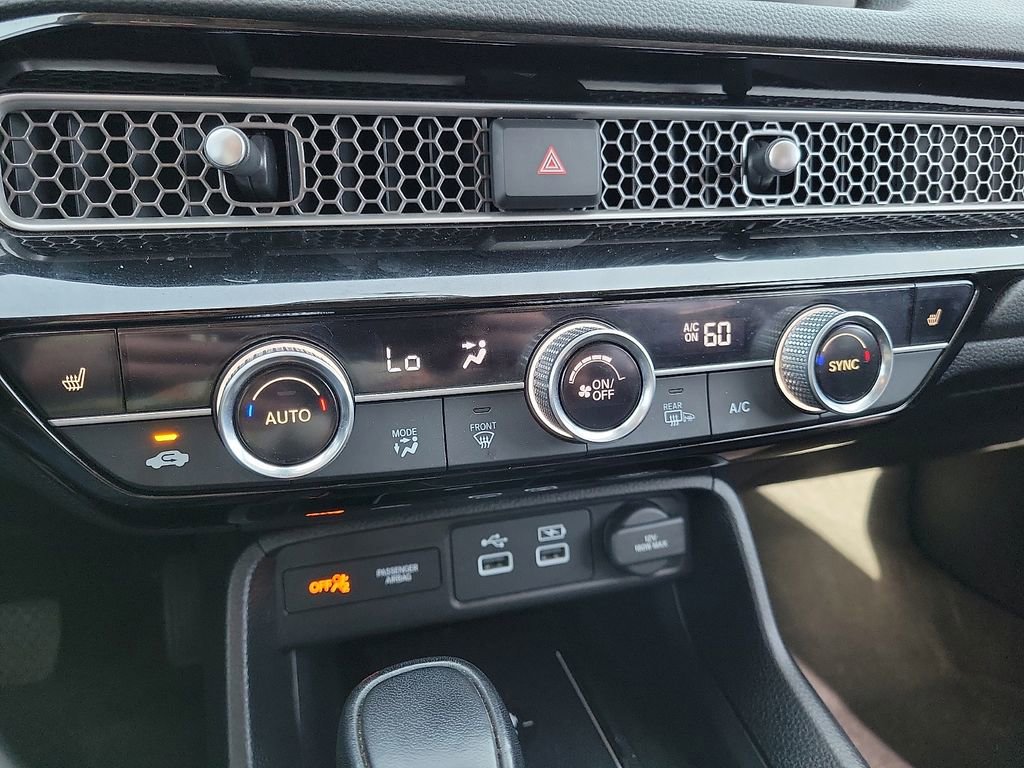 Used 2024 Honda Civic Touring image 15