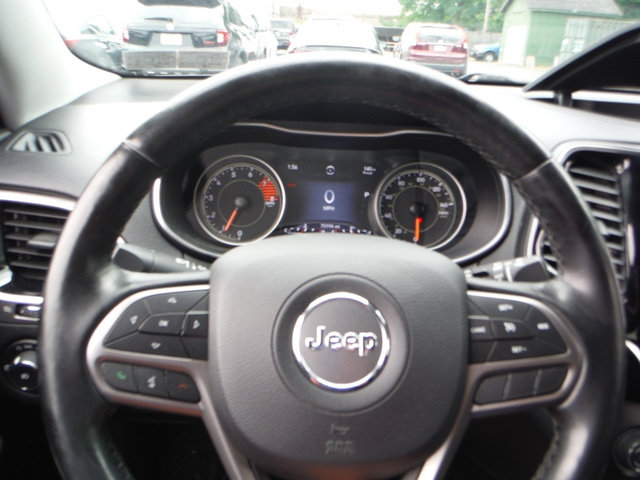 Used 2020 Jeep Cherokee Limited AWD/4WD image 34