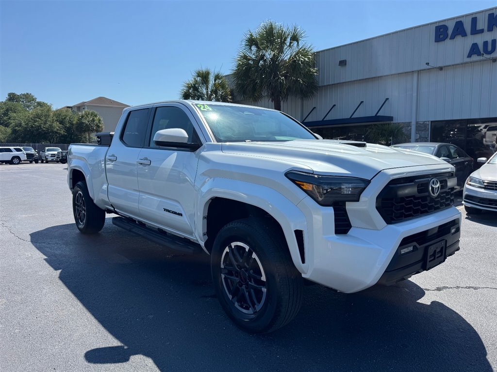 Used 2024 Toyota Tacoma TRD Sport RWD image 2