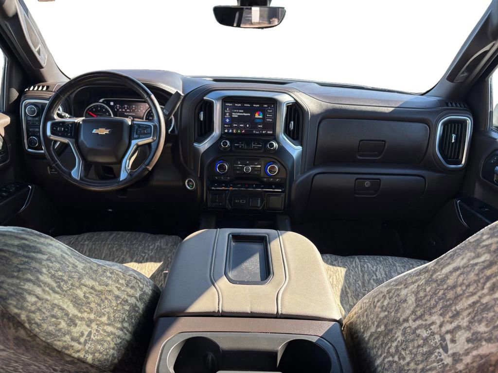 Used 2021 Chevrolet Silverado 1500 LTZ w/ LTZ Premium Package image 17