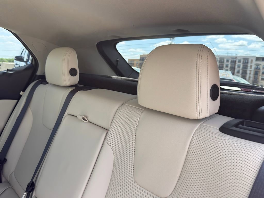 Used 2025 Buick Encore GX Sport Touring w/ Comfort Package image 28