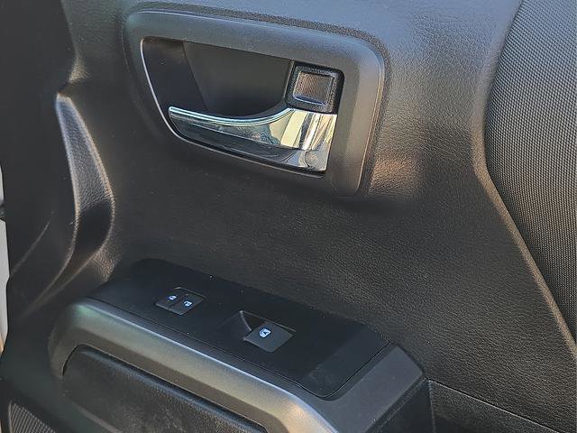 Used 2020 Toyota Tacoma TRD Off-Road image 13