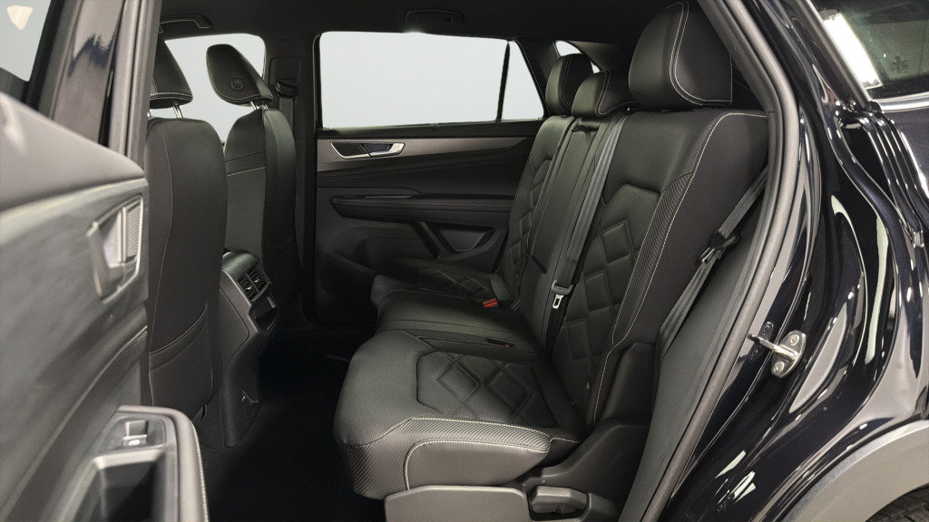 New 2026 Volkswagen Atlas Cross Sport SE AWD/4WD image 31