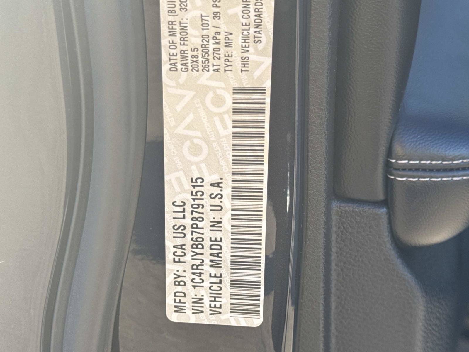 Used 2023 Jeep Grand Cherokee 4WD 4xe w/ Luxury Tech Group II image 16