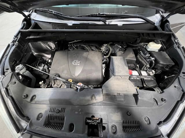 Used 2018 Toyota Highlander Limited image 27