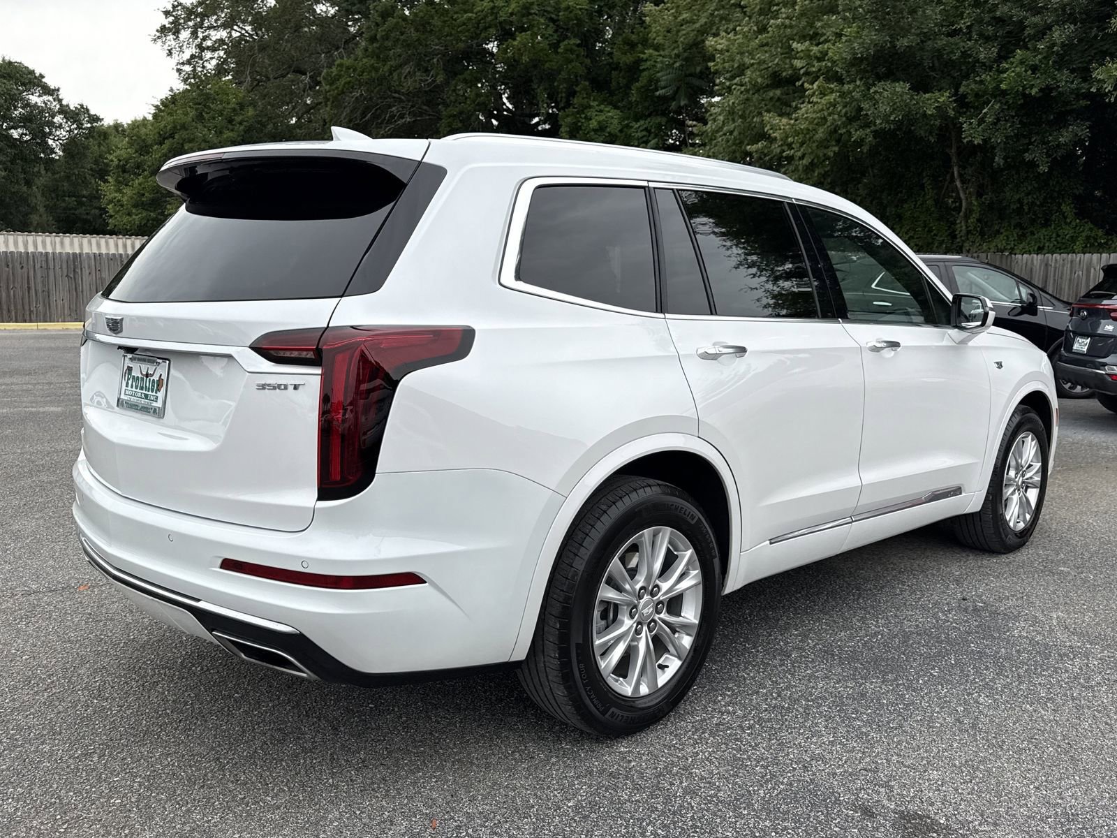 Used 2024 Cadillac XT6 Luxury FWD image 5