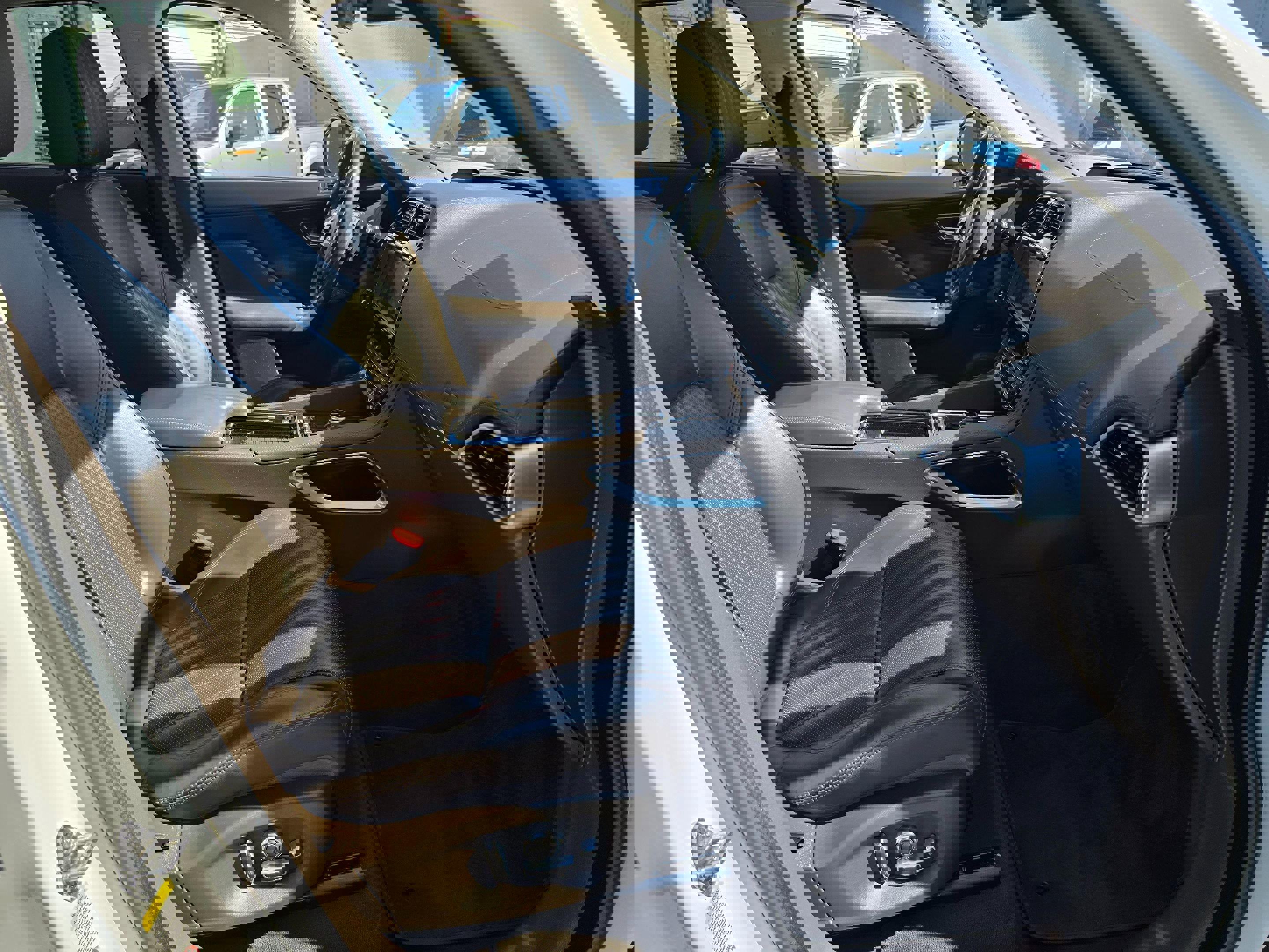 Used 2019 Jaguar F-PACE Portfolio image 9