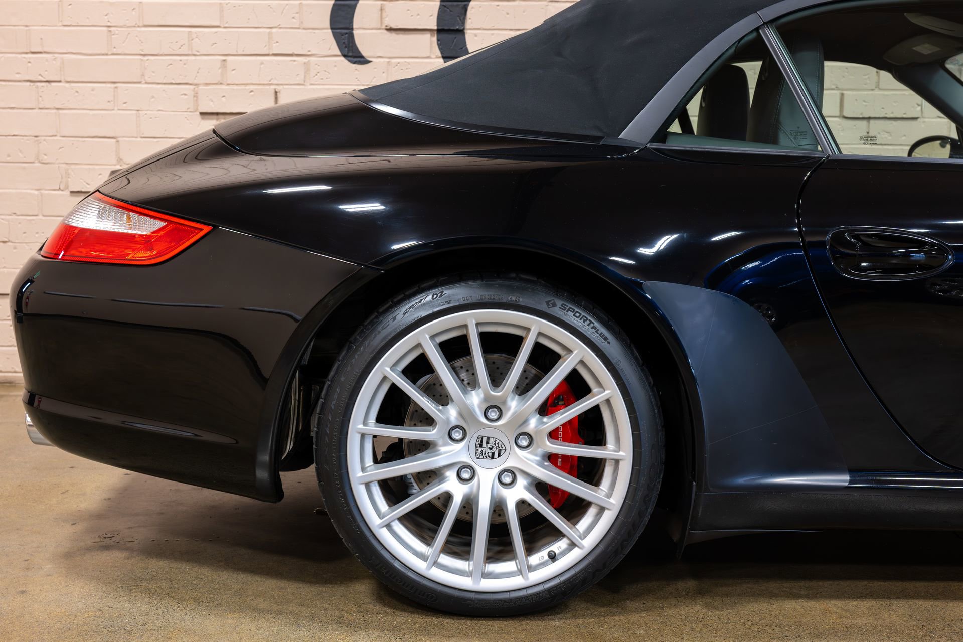 Used 2006 Porsche 911 Carrera S image 21