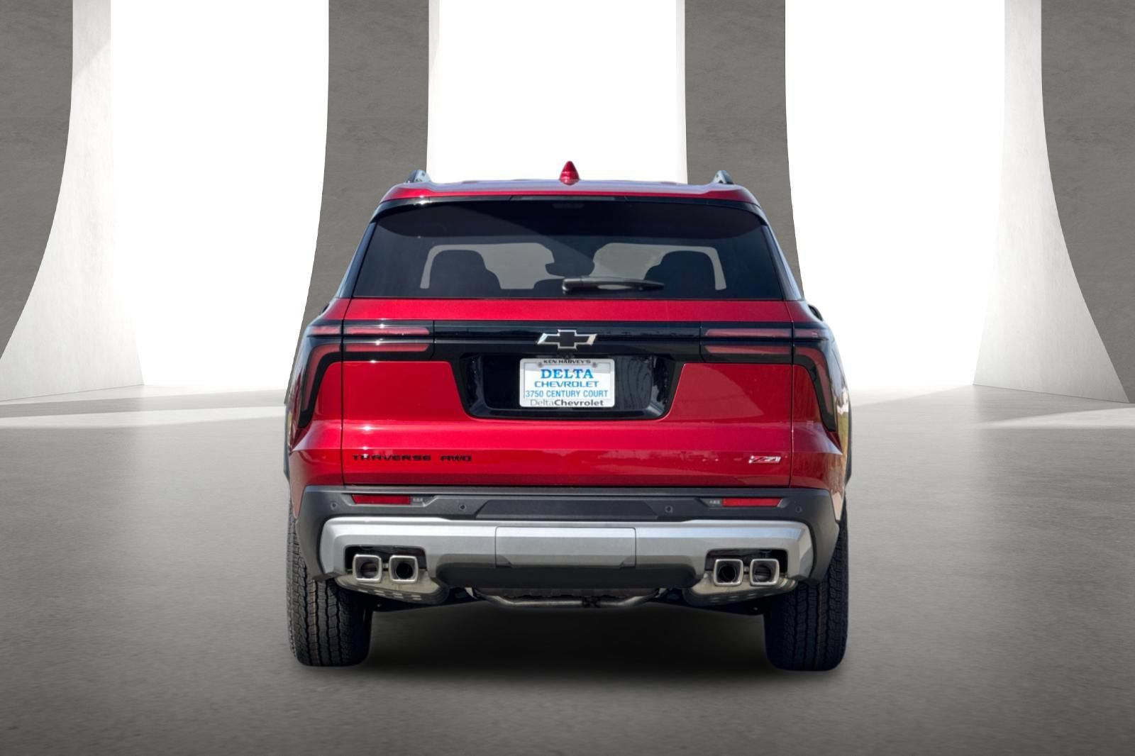 New 2026 Chevrolet Traverse Z71 w/ Enhanced Driving Package AWD/4WD image 5