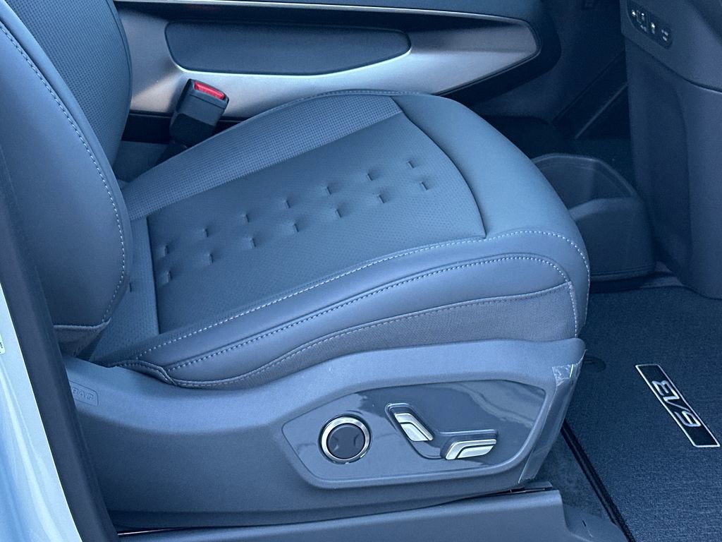 New 2026 Kia EV9 Wind AWD/4WD image 15