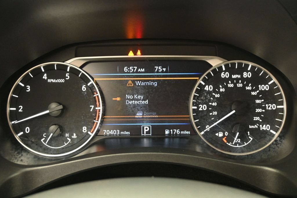 Used 2024 Nissan Altima 2.5 SV FWD image 14