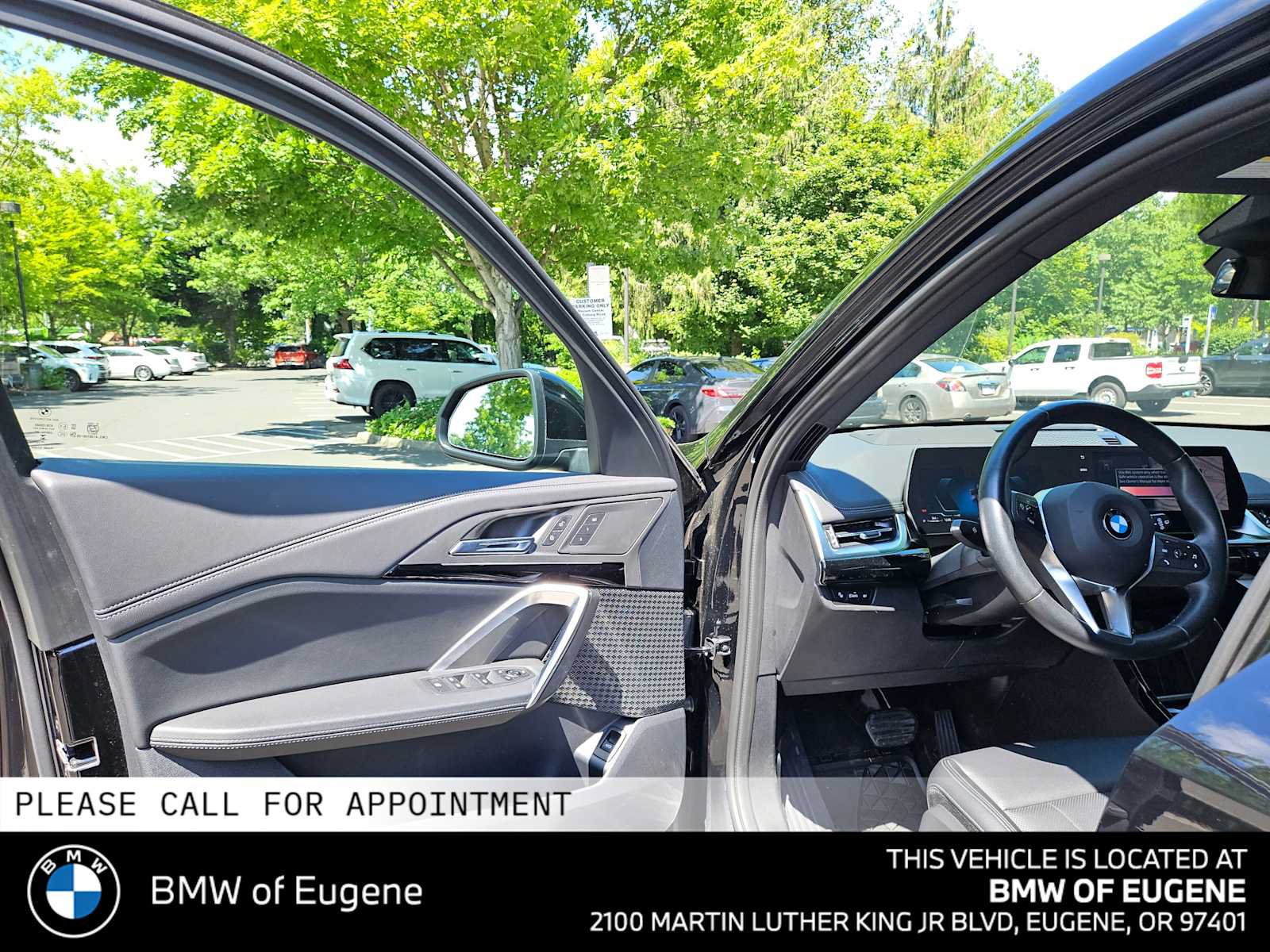 Used 2025 BMW X1 xDrive28i w/ Technology Package AWD/4WD image 23
